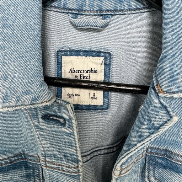 Abercrombie & Fitch Denim Jacket - Picture 2 of 5